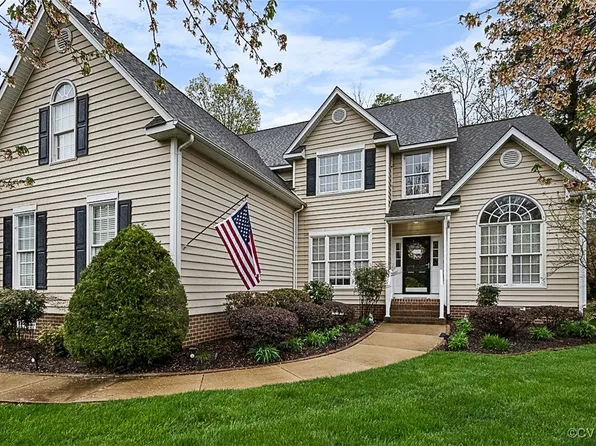 831 Club Crest Blvd, Chester, VA 23836