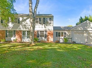629 Bending Bough Dr, Webster, NY 14580