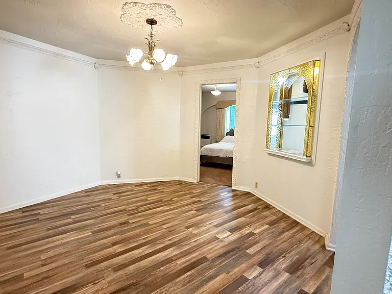 411 Brook Dr #A — Photo 3