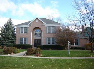 183 Parker Dr, Grayslake, IL 60030