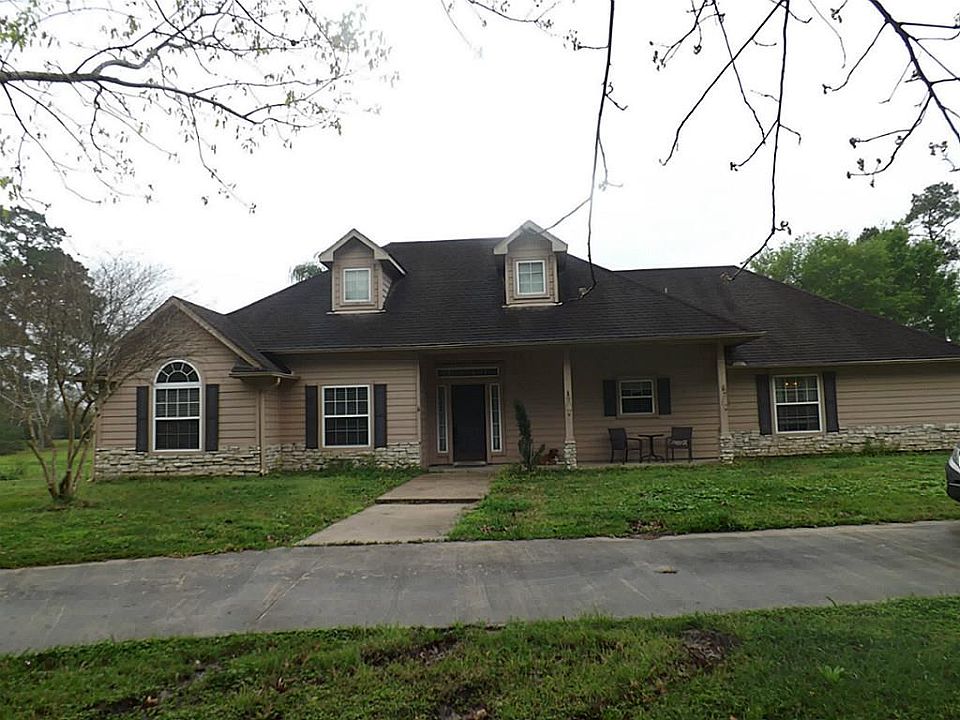 1st image of 7407 Live Oak Cir