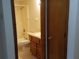 2114 S 45th St APT 305, Omaha, NE 68106