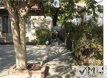2nd image of 1222 Leland Way