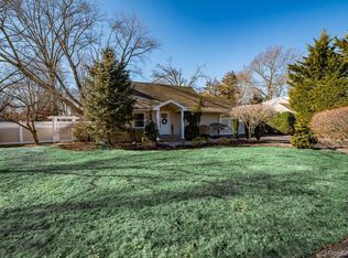 75 Hazard Ave, Huntington Station, NY 11746