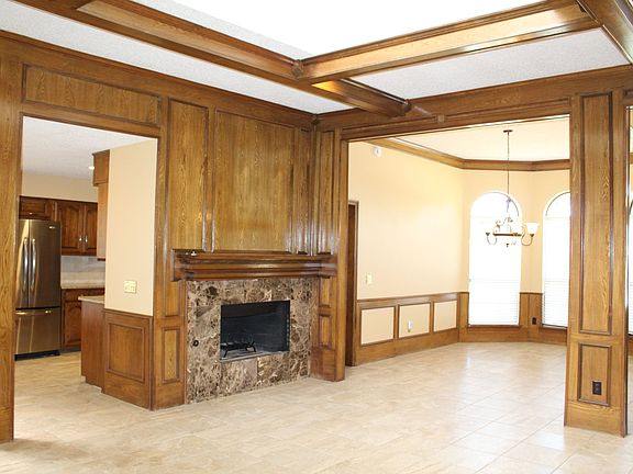 4th image of 4216 Marshall Ct