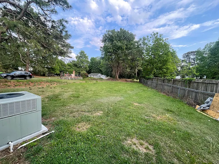 128 Holly Springs Rd — Photo 10
