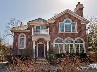 140 Rockgate Ln, Glencoe, IL 60022