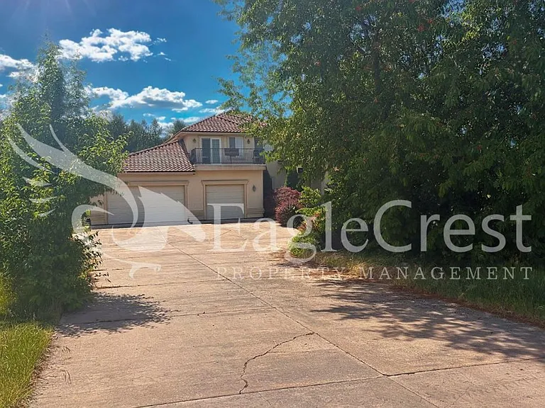 44 Vinehill Dr — Photo 6