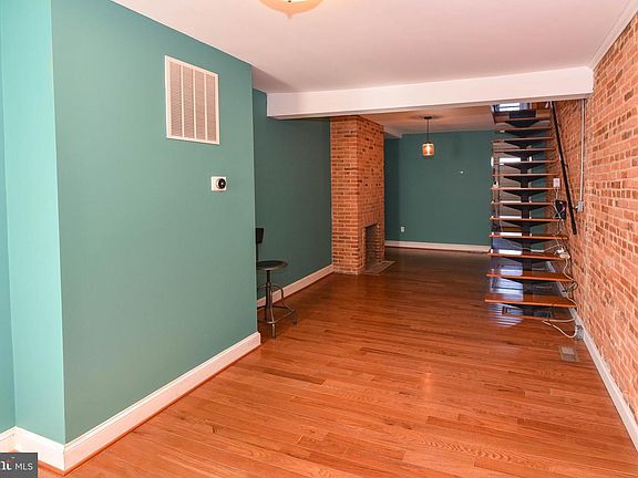 3rd image of 1238 Wall St