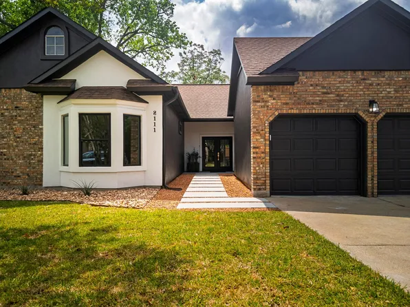8111 Elkhorn Mountain Trl, Austin, TX 78729