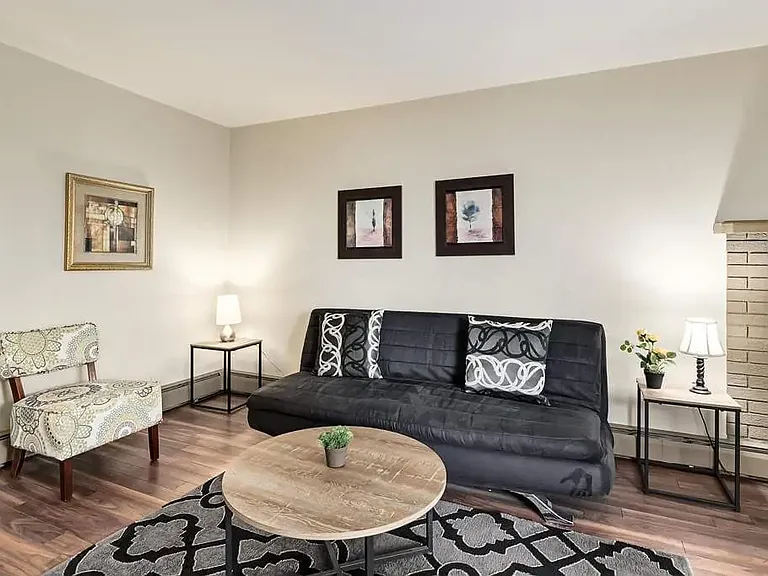 1816 16a St SW #304 — Photo 5