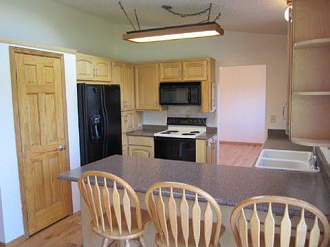 New countertops/breakfast bar!