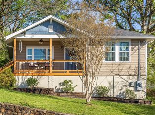 3715 Crompton St, Lupton City, TN 37351