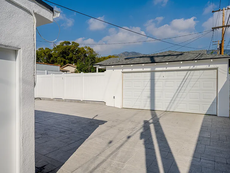 1515 Glenwood Rd — Photo 22