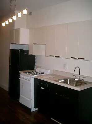 Rented by Nooklyn NYC LLC | media 2