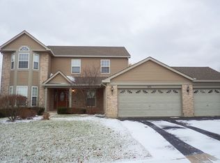 671 Kirkland Dr, Algonquin, IL