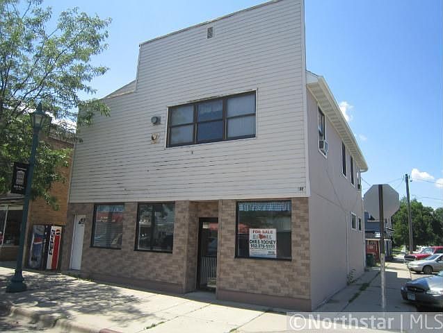 1st image of 132 N Meridian St