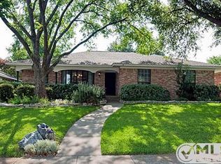 8612 Bacardi Dr, Dallas, TX 75238