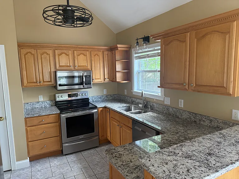 2066 Prescott Way — Photo 2