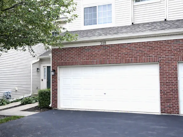 318 Abington Woods Dr, Aurora, IL