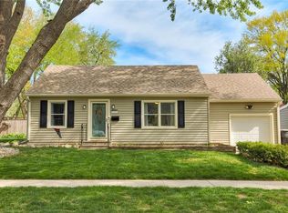 3101 Prospect Dr, Des Moines, IA 50310