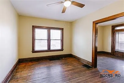 1638 Indianola Ave — Photo 12