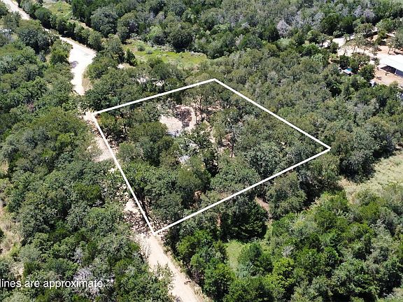 3rd image of 959 Carter Rd