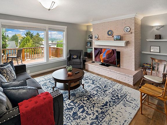 4th image of 3490 NE 146th Pl #Id1035867p