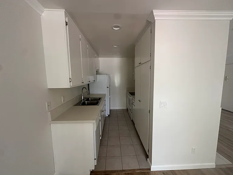 1320 Armacost Ave #6 — Photo 4
