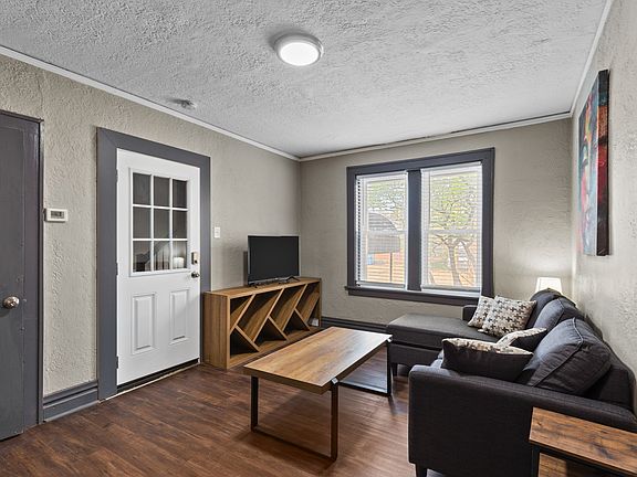 5th image of 4308 Wallace St
