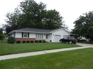 518-520 N Wuthering Hills Dr, Janesville, WI 53546