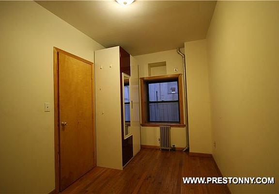 5th image of 108 Mulberry St APT 18