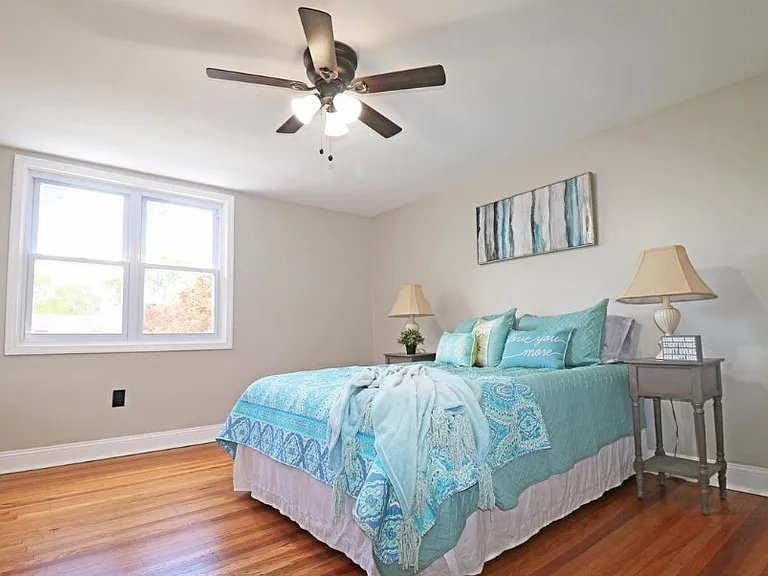 227.1 Gramercy Dr — Photo 13