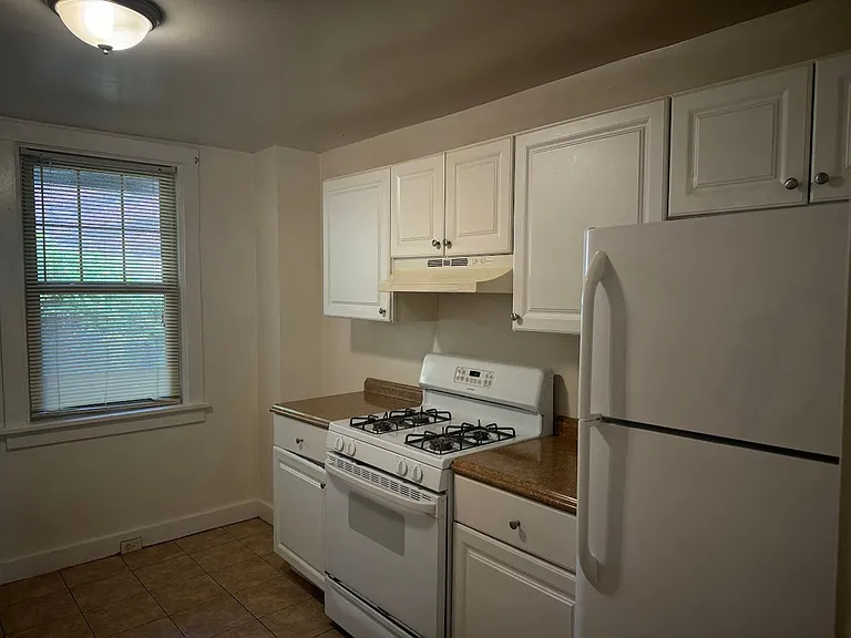 6325 Glenview Pl — Photo 28