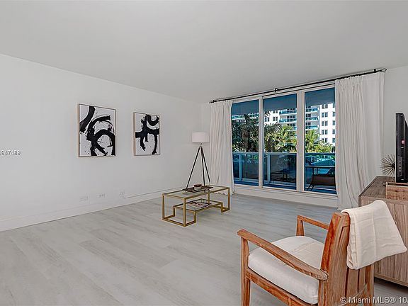 3rd image of 2301 Collins Ave APT 515