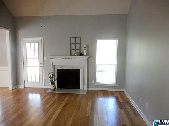 5th image of 909 McAllister Dr