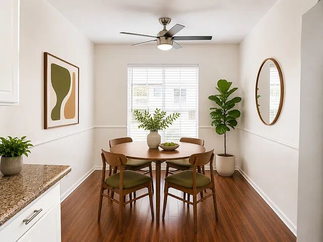 8253 Norton Ave #20 — Photo 5