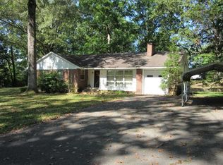 129 Hill Ave, Parsons, TN 38363