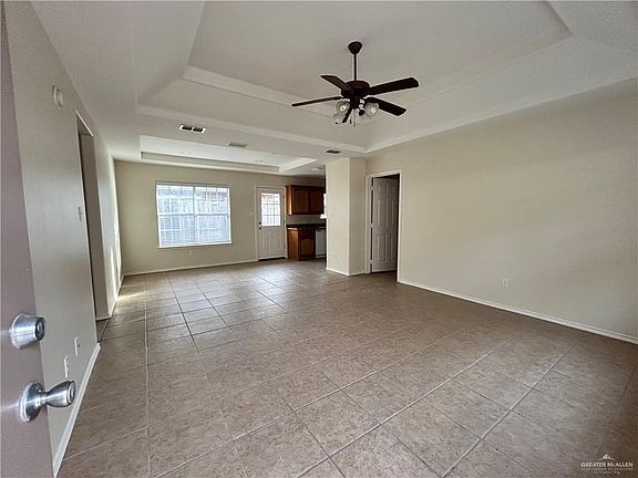 2nd image of 609 S Logan Dr