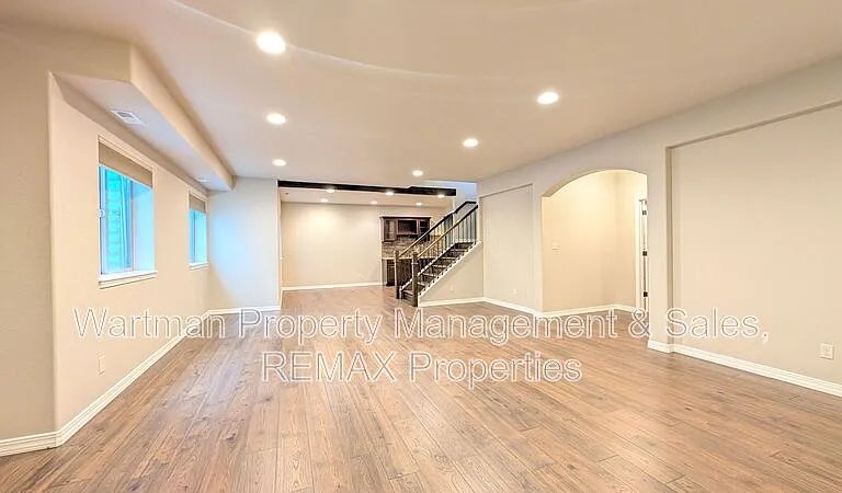 6209 Leon Young Dr — Photo 40