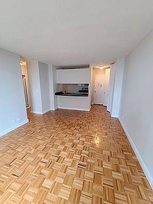 1st image of 215 E 95th St APT 29C
