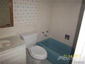 3rd image of 2440 Wheatfield Dr
