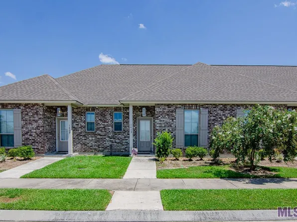 1415 Pelican Club Dr, Baton Rouge, LA 70820