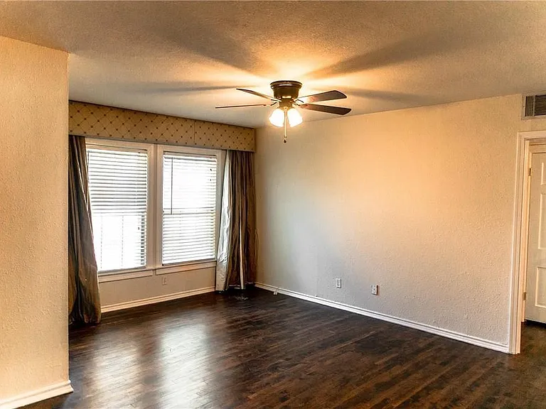 1325 Smilax Ave — Photo 4