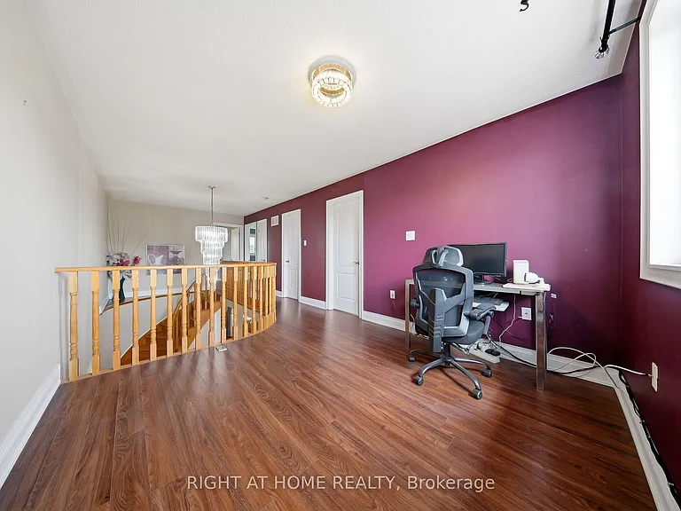29 Sunforest Dr — Photo 27