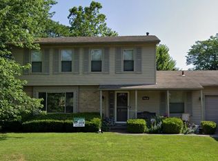 40620 Village Wood Rd, Novi, MI 48375