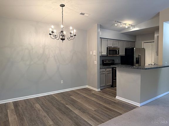 5th image of 1115 Shayler Rd APT 30