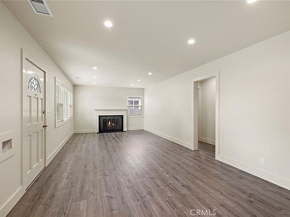 2nd image of 443 S Devon Rd