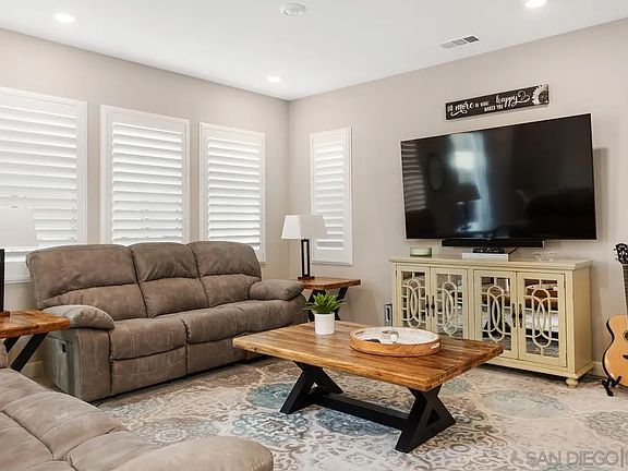 3rd image of 10848 Everly Way