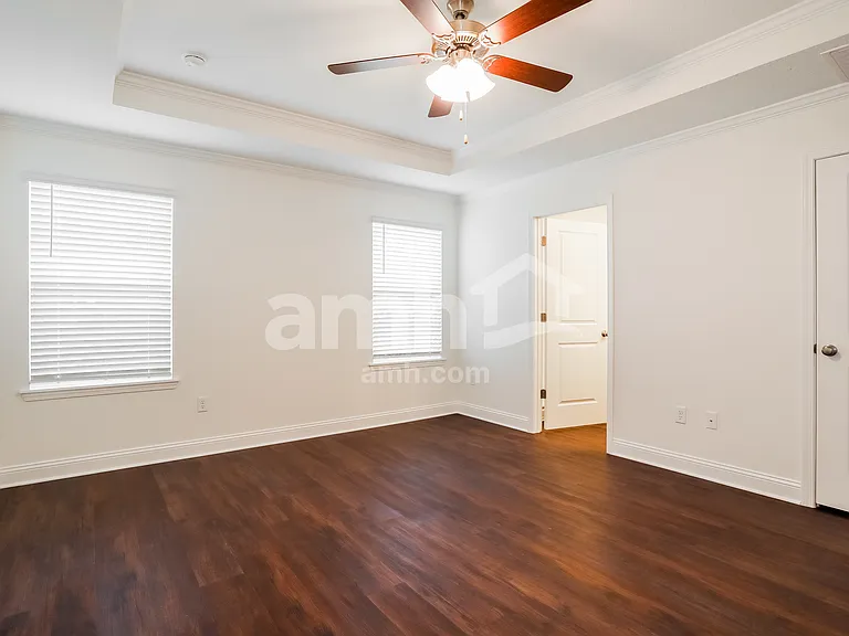 301 Banyan Forest Dr — Photo 9